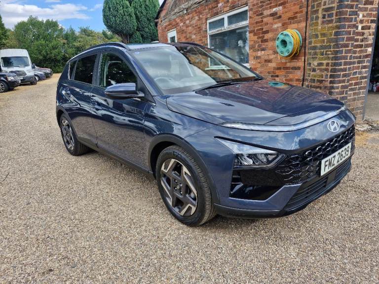 Hyundai BAYON Premium (2024) 1.0 T-GDi. 1 owner, 2677 miles, Serviced! Part ex welcome