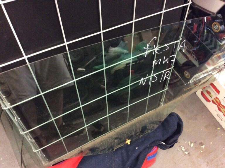 Ford Fiesta mk7 window 