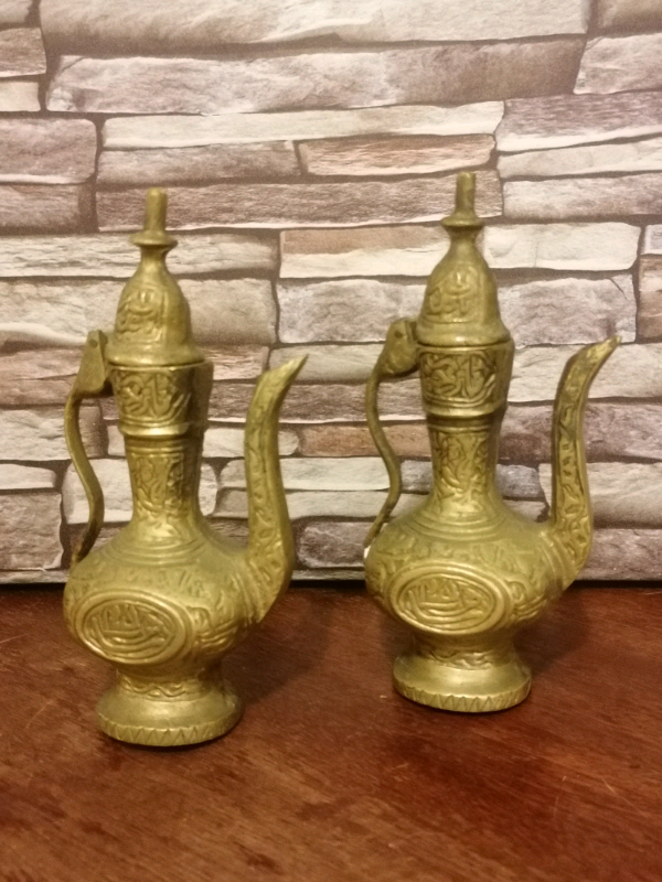 Vintage brass miniature coffee pot. Indian engraved lidded decorative.