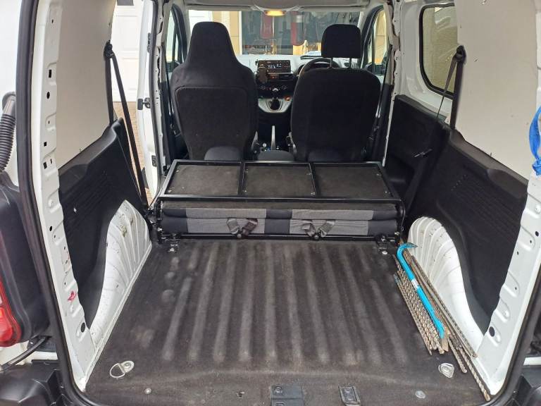 Vauxhall, COMBO CARGO, Panel Van, 2018, Manual, 1560 (cc)a