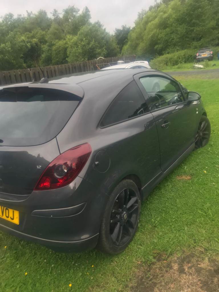 Vauxhall Corsa D side skirts grey Limited Edition