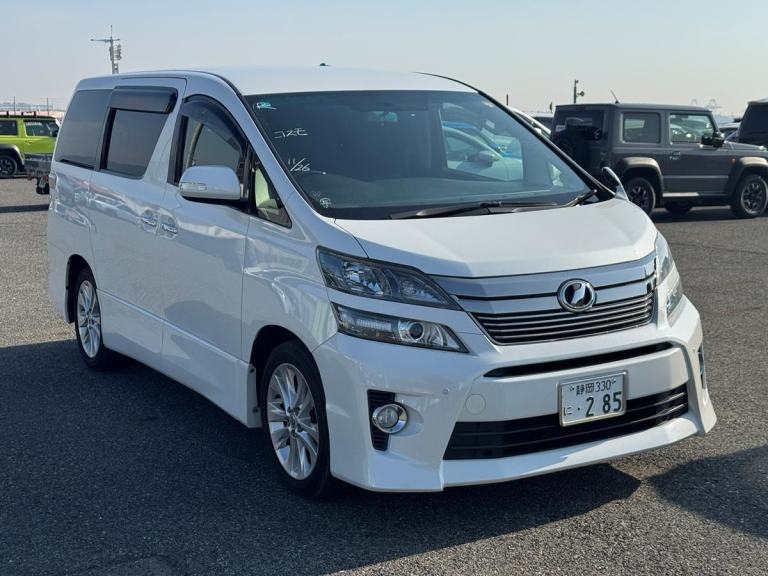 2012 TOYOTA VELLFIRE CAMPER VAN ,MOTORHOME~~OFF GRID SOLAR~~BEST UK PRICE !!!!!