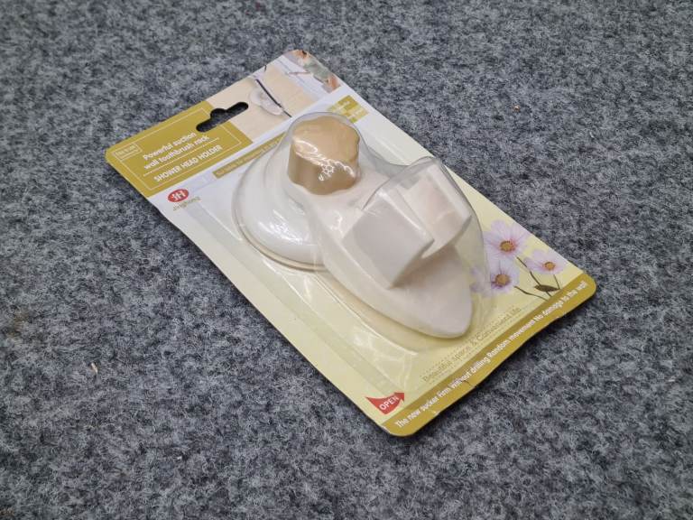 Wall-Mounted Shower Head Holder with Strong Suction Cup – No-Drill Bathroom Mount