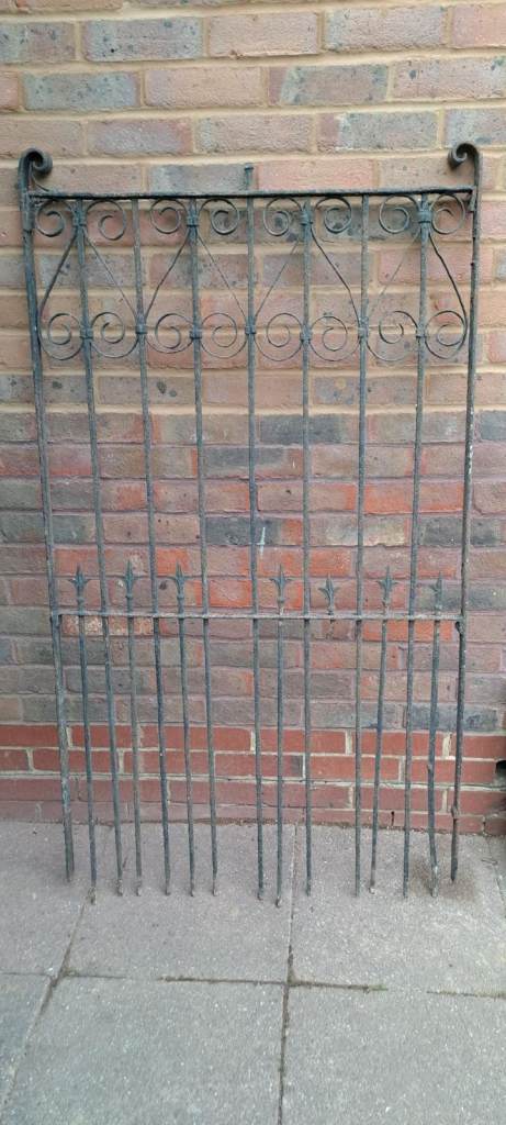 Antique Wrought Iron Gate – Victorian Style