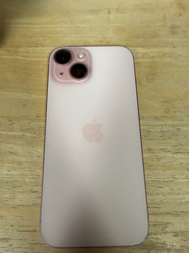 Apple iPhone 15 128GB – Pink, Good Condition