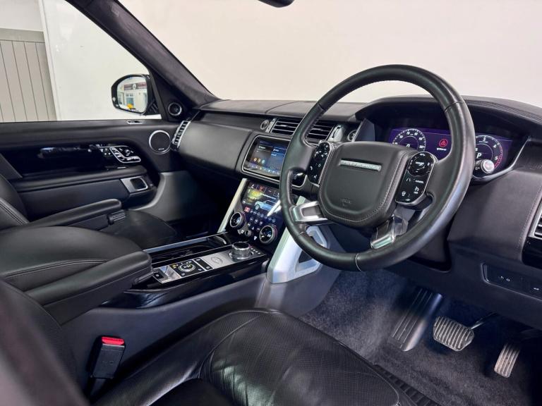  Land Rover Range Rover 4.4 SD V8 Autobiography SUV 5dr Diesel Auto 4WD Euro 6 (s/s) (339 ps) Die...