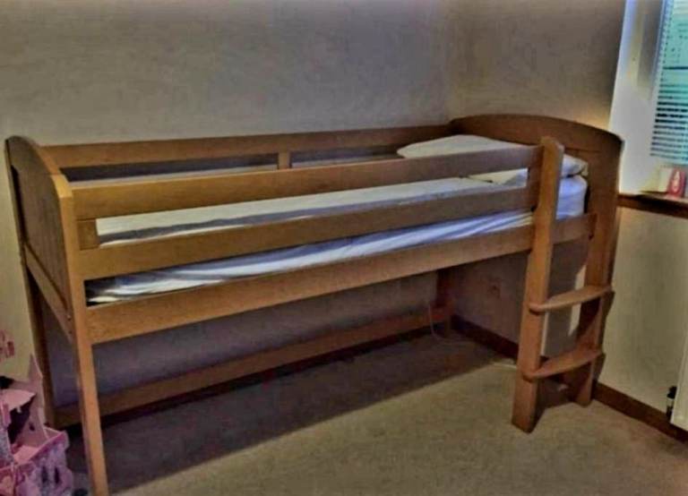 Midsleeper single bedframe 