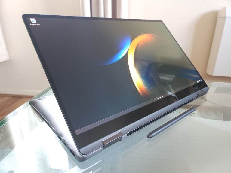 ❤️ Samsung Galaxy Book3 Pro 360 5G LTE SIM 16" AMOLED Touch i5-13th Gen 8GB RAM 256GB SSD Laptop Pen