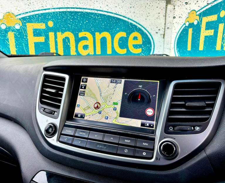 CAN'T GET CREDIT? CALL US! Hyundai Tucson 1.7 CRDi Blue Drive SE Nav - £199 DEPOSIT, £66 PER WEEK