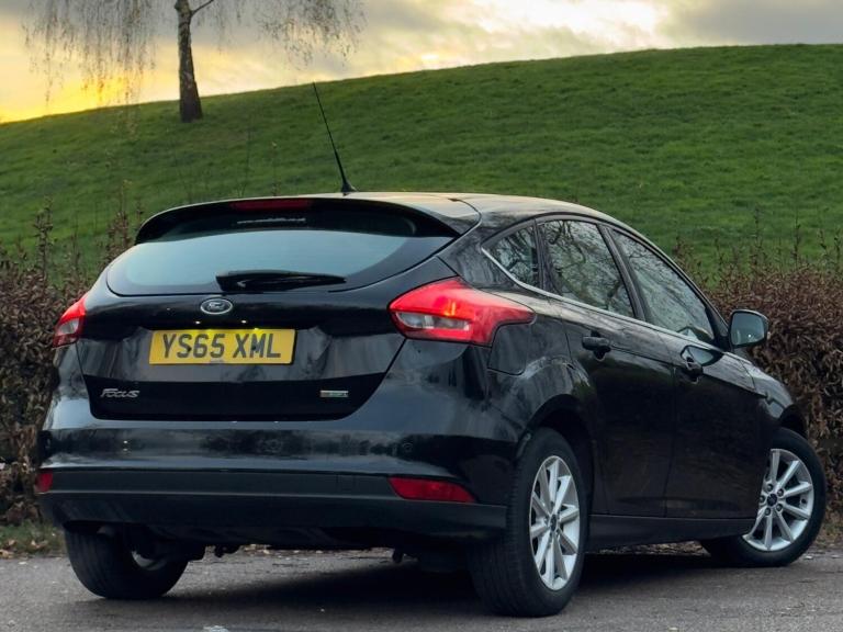 2015 Ford Focus 1.0T EcoBoost Titanium Euro 6 (s/s) 5dr HATCHBACK Petrol Manual