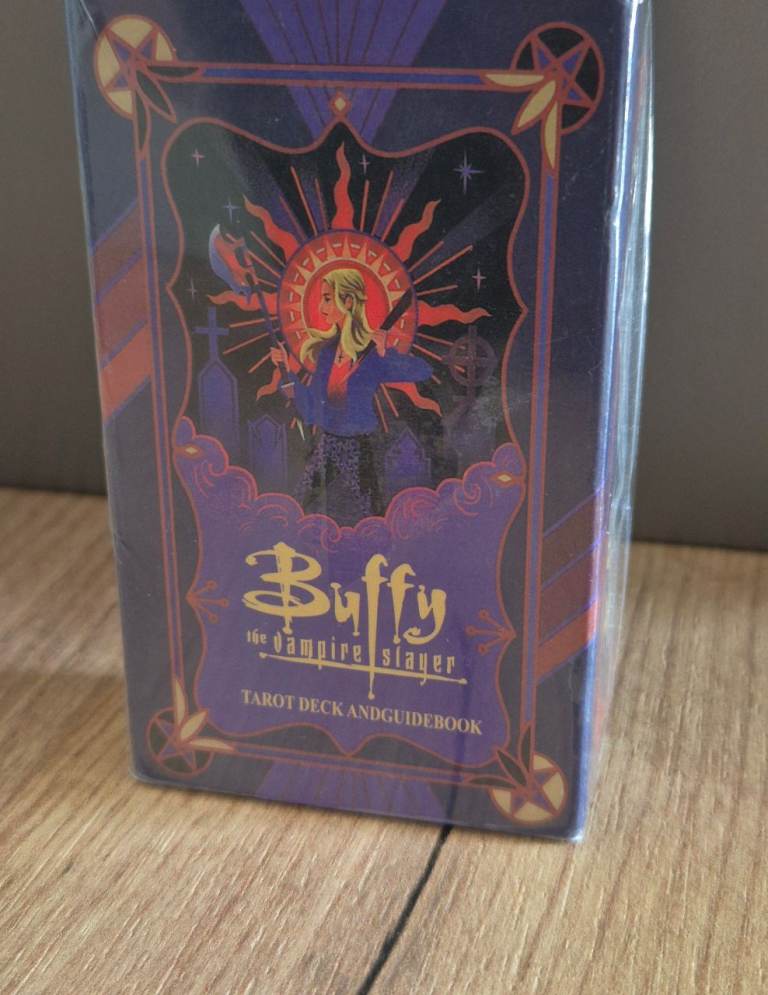 Buffy the Vampire Slayer Tarot Deck & Guidebook – Brand New