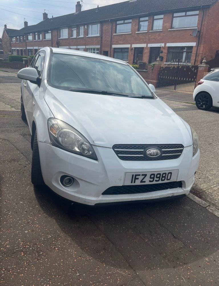 Kia, PRO CEED, Hatchback, 2009, Manual, 1396 (cc), 3 doors
