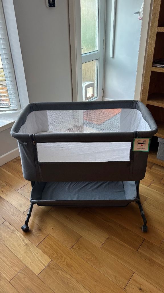 Red Kite COZYSLEEP Bedside Crib/Co Sleeper