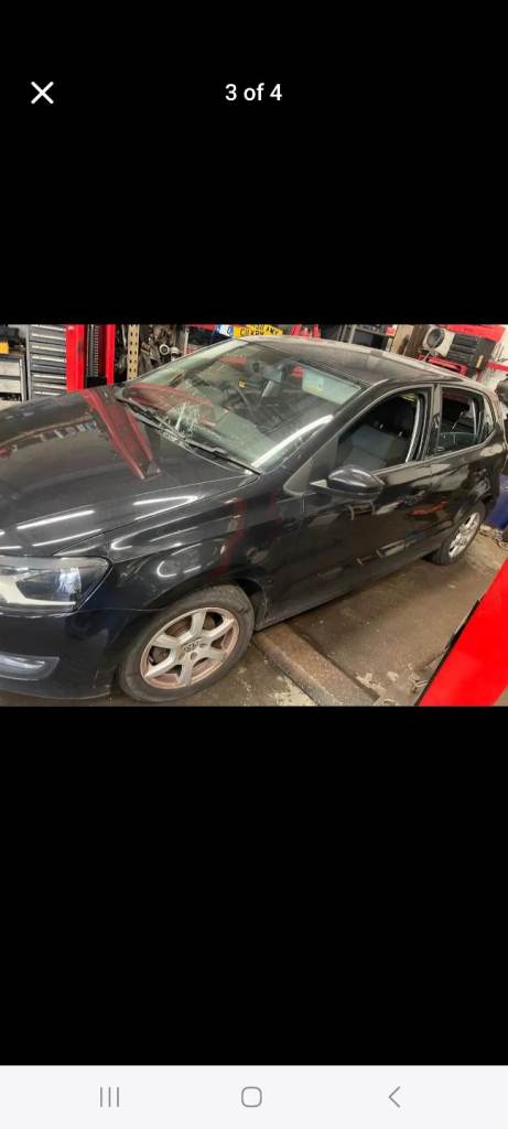 2010 VOLKSWAGEN POLO BLACK BREAKING 