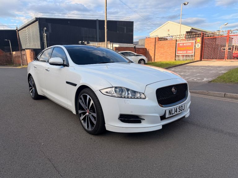Jaguar, XJ, Saloon, 2014, Other, 2993 (cc), 4 doors