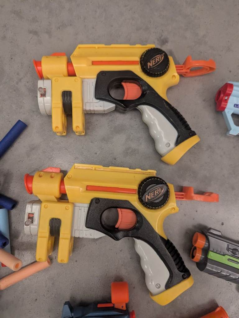 Nerf Gun Bundle - 7 Blasters & 70 Bullets 