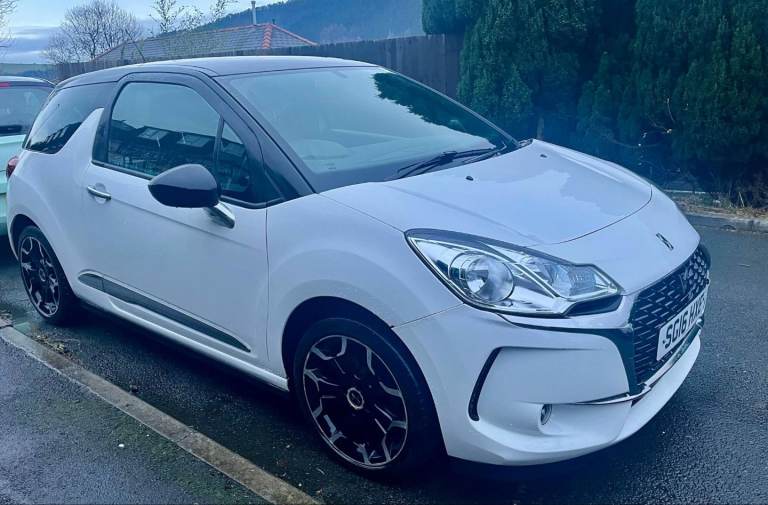 Citroen DS3  1.2  £20 tax (not c3, corsa, adam, vw, audi, ford, i20, i30, kia, honda, nissan, mazda)