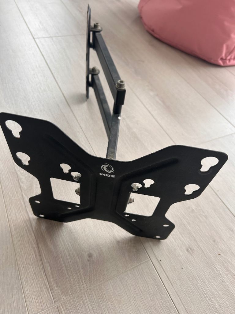 Tv bracket up to 42 inches 