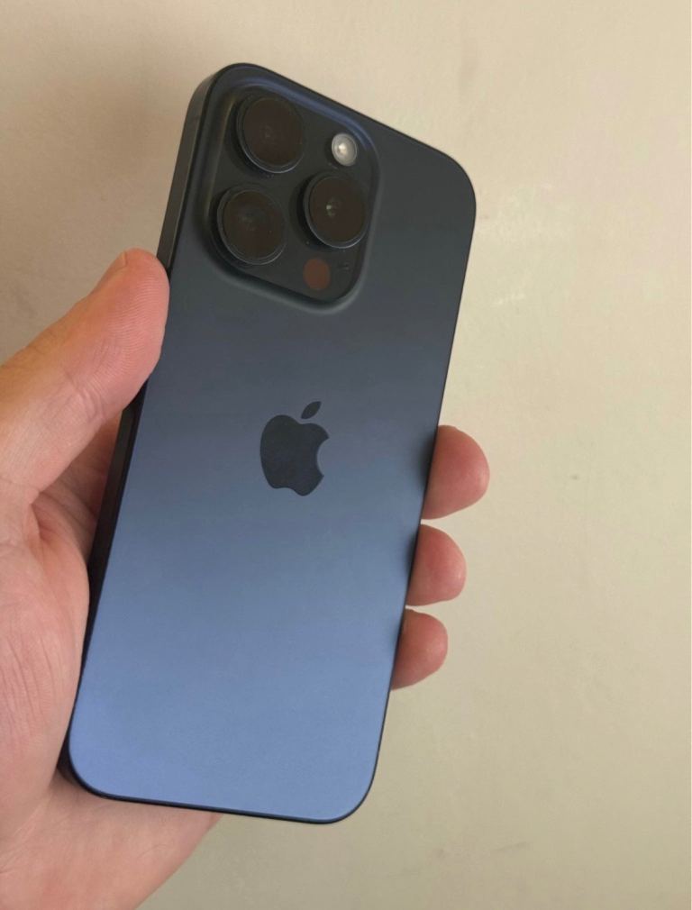 iPhone 15 pro 256 GB