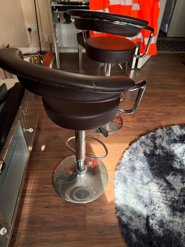 X2 STOOLS HEIGHT ADJUSTABLE 