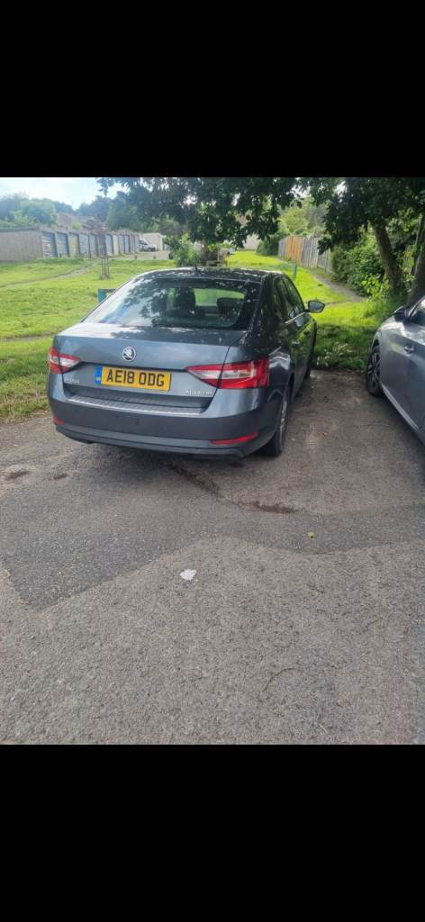 Skoda, SUPERB, Hatchback, 2018, Manual, 1598 (cc), 5 doors