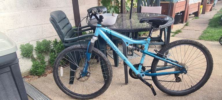 Apollo ladies _girls teenagers Alaminum frame light weight bike 18 " _wheel size 26" 
