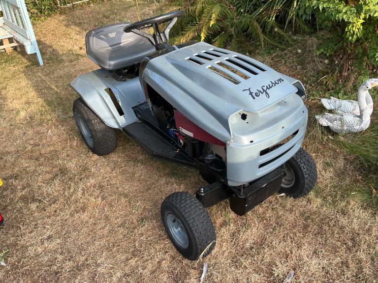Garden tractor, ideal fun for kids and dads!