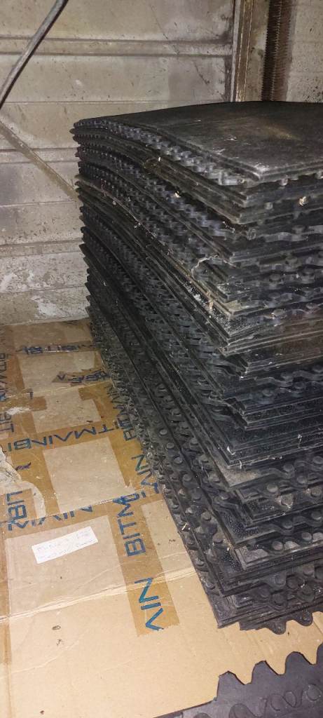 Rubber matting flooring 