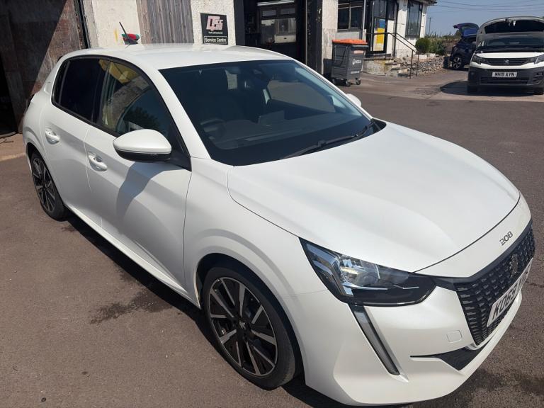 2020 Peugeot 208 1.2 PureTech 100 Allure 5dr HATCHBACK Petrol Manual