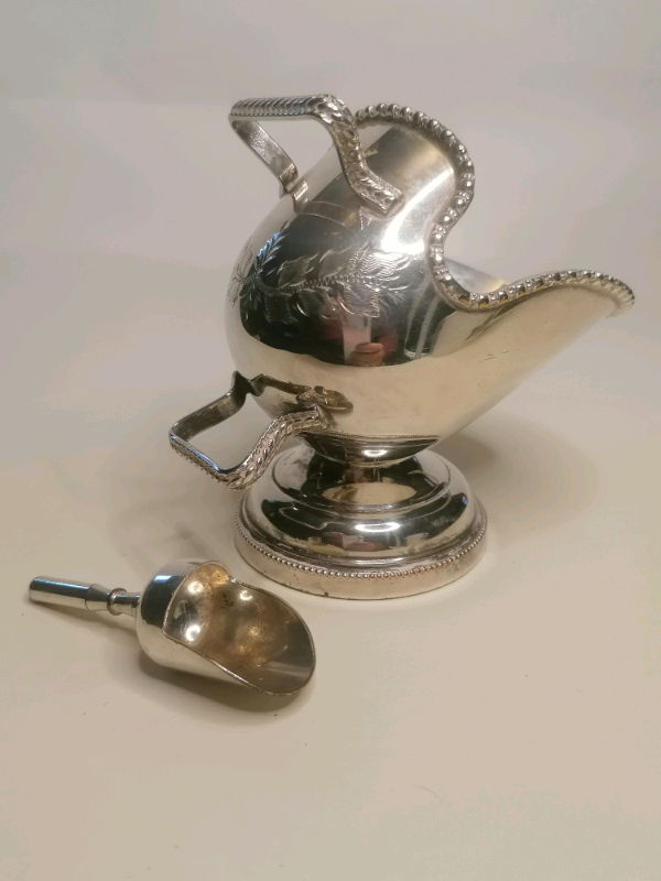 4,7-inch height.Vintage Silver Plated Hand Engraved Sugar Helmet. 