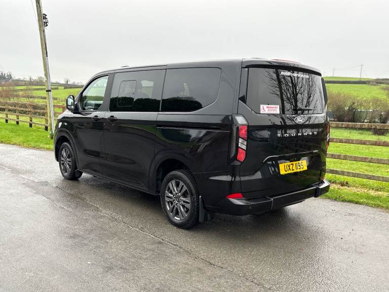 2024 Ford Tourneo Custom Family Wheelchair Accessible Vehicle 