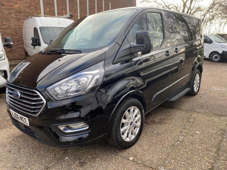 2019 Ford Tourneo Custom Titanium 2.0TDCi 5Seater Minibus With Wheelchair Access