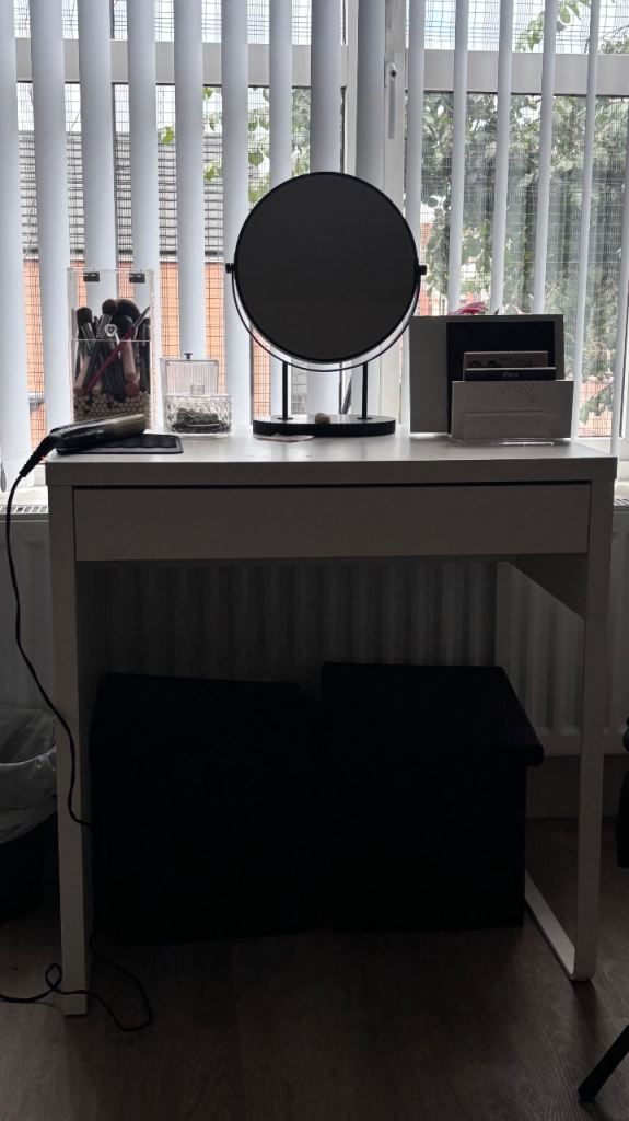 Ikea Micke desk