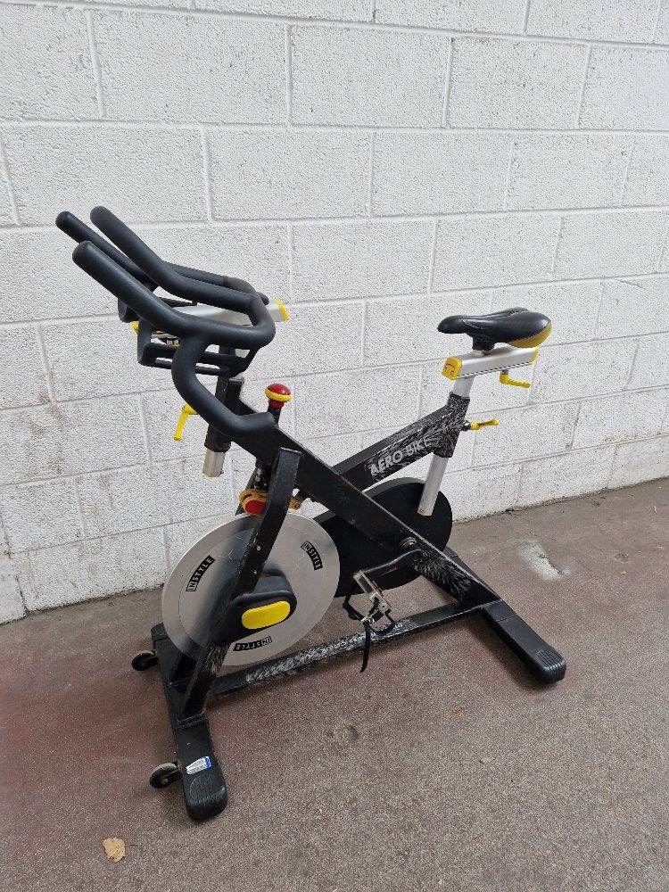 Commercial Spinning Bike £75. Heavy duty, Instyle M10 . Kevlar belt and magnetic resistance