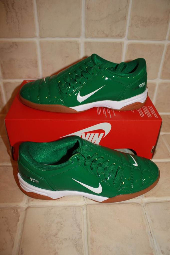 Nike Total90 Trainers in Pine Green and White Colourway - Size 4.5/5 **NEW**