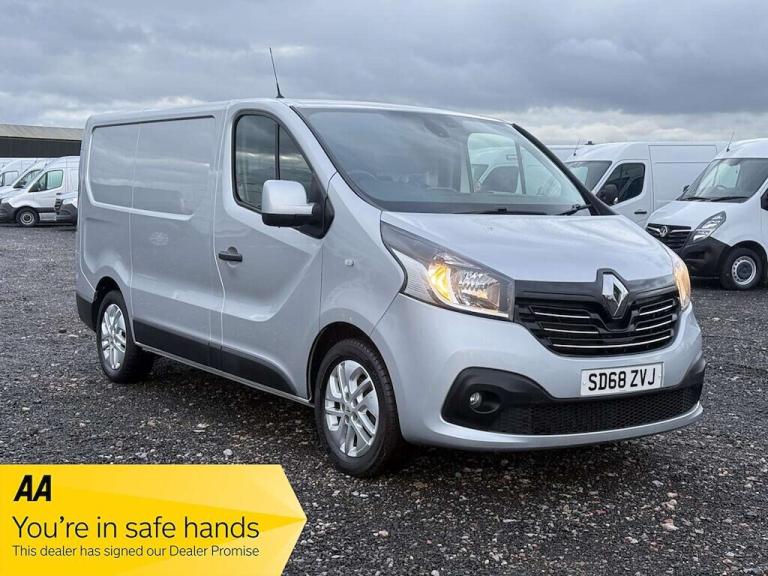 2018 Renault Trafic 27 Sport Nav Panel Van 5dr Diesel Manual SWB Standard Roof Euro 6 Panel Van D...