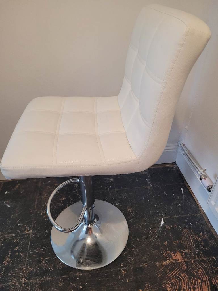 2 Cream Adjustable Bar Stools – Good Condition