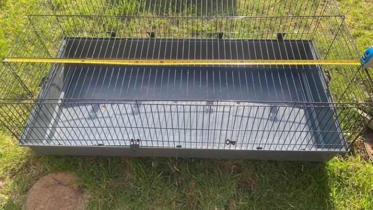 Indoor rabbit/ Guinea pig cages 