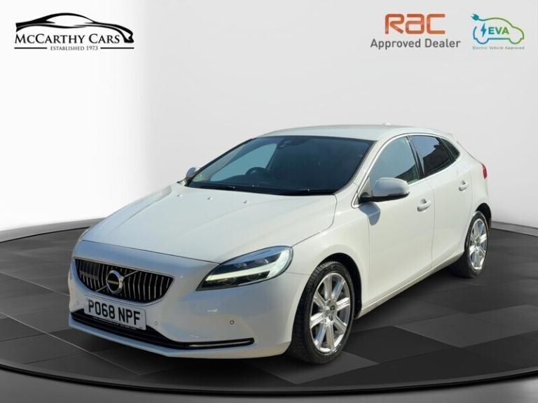 2018 Volvo V40 T3 Inscription Hatchback Petrol Manual