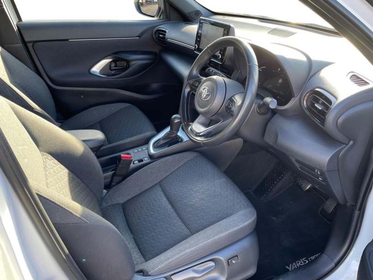 2023 Toyota Yaris Cross 1.5 Hybrid Design 5dr CVT HATCHBACK PETROL/ELECTRIC Automatic