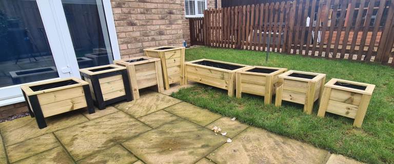 Garden planters, enhance your garden,driveway