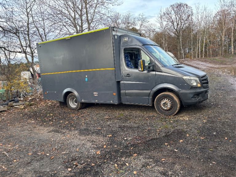 Mercedes camper  conversion 