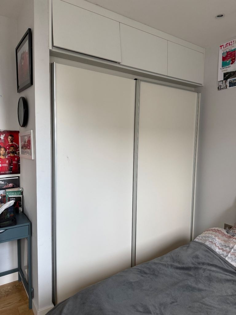 Large Fitted Sliding Wardrobe – Soft Close – Drawers & Top Storage – 183cm