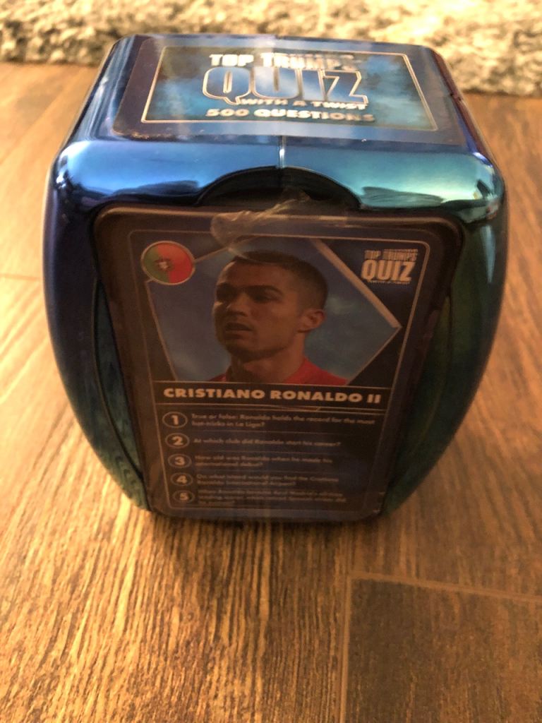 Top Trumps Football quiz card game 