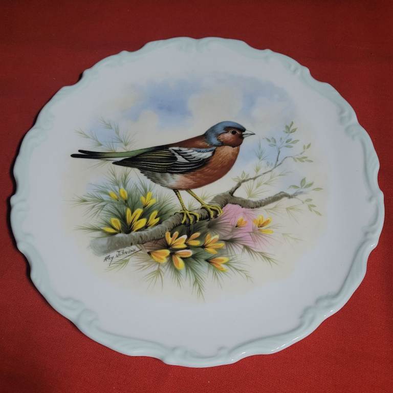 Royal Albert Woodland Birds -Chaffinch-Fringilla Coelebs Collector Plate. Perfect Condition aa