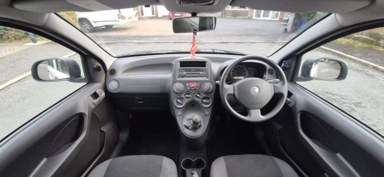 1 Previous owner. Very low mileage. £35 Car Tax. 2010 Fiat Panda Active Eco 1.1 Petrol Manual 5 dr