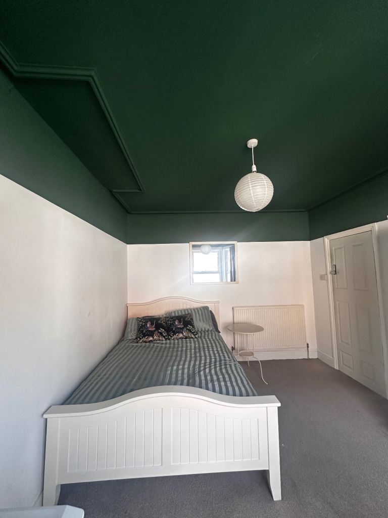 Fully Furnished Room in Chatham – All Bills Included & Excellent Transport Links