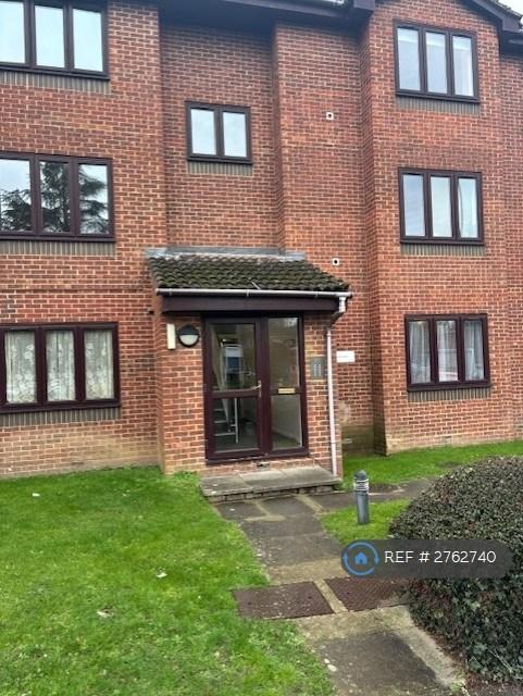 1 bedroom flat in Perrymount Road, Haywards Heath, RH16 (1 bed) (#2762740)