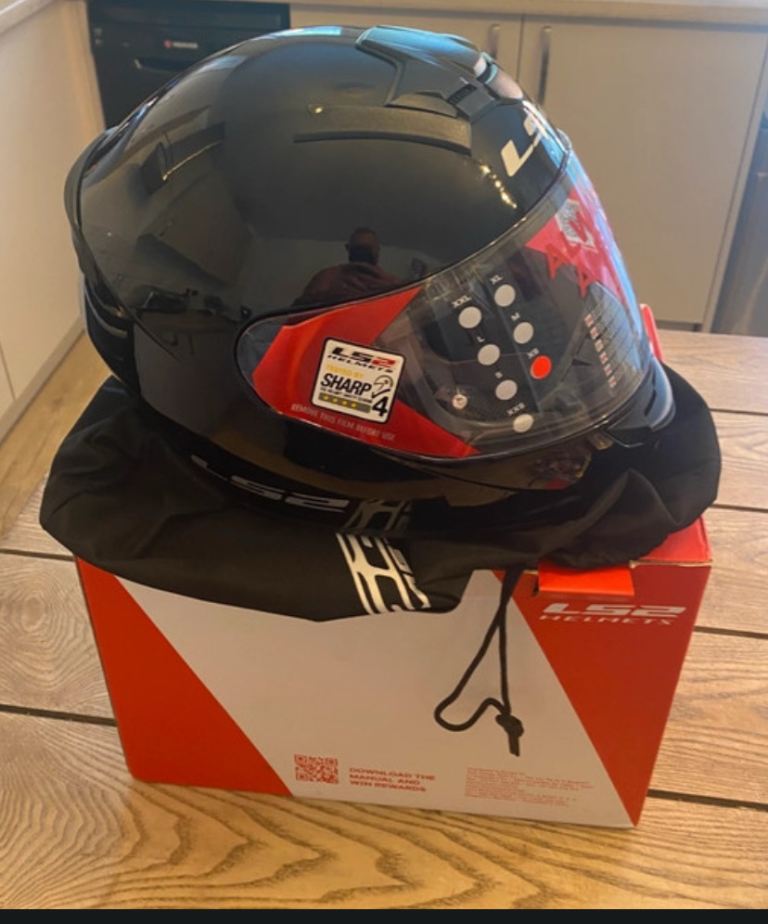 LS2 Stream Evo Solid Gloss Black Motorcycle Helmet XS brand new