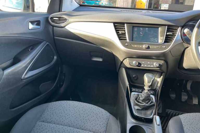 2022 Vauxhall Crossland 1.2 Turbo SE Edition 5dr HATCHBACK PETROL Manual